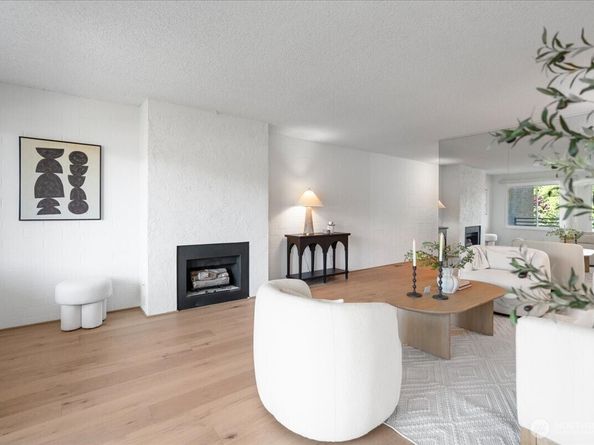 10823 Glen Acres Drive S B, Seattle WA 98168