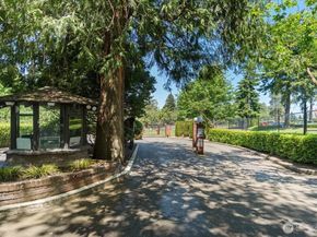 10823 Glen Acres Drive S B, Seattle WA 98168