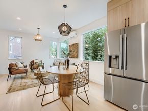 2626 58th Avenue SW B, Seattle WA 98116
