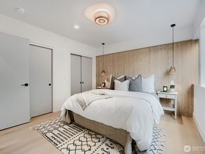 2626 58th Avenue SW B, Seattle WA 98116