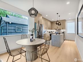 2626 58th Avenue SW B, Seattle WA 98116