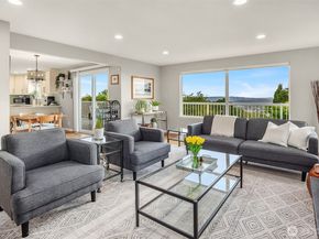 811 Grant Avenue S, Renton WA 98057