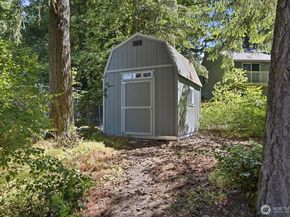 9216 169th Place NE, Redmond WA 98052