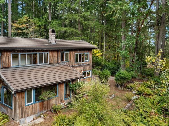 20915 111th Ave. SW, Vashon WA 98070
