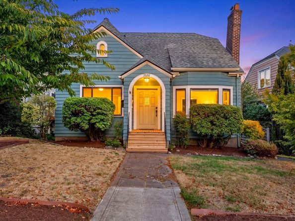 7530 Roosevelt Way NE, Seattle WA 98115