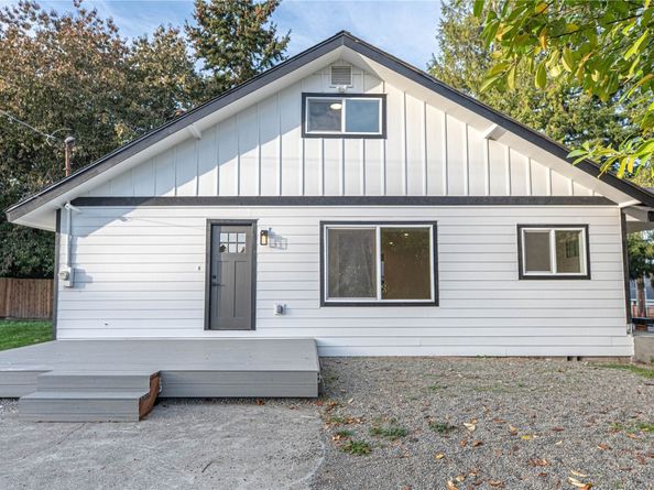 404 SW 120th Street, Seattle WA 98146