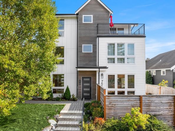 7514 28th Avenue NW B, Seattle WA 98117