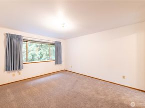 15307 15th Avenue NE 7, Shoreline WA 98155