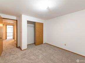 15307 15th Avenue NE 7, Shoreline WA 98155