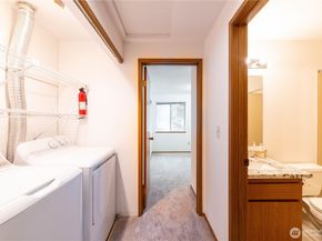 15307 15th Avenue NE 7, Shoreline WA 98155