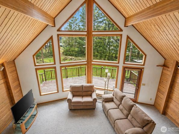 12800 Bear Track Lane, Port Orchard WA 98367