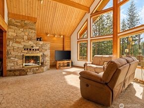 12800 Bear Track Lane, Port Orchard WA 98367