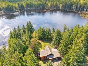 12800 Bear Track Lane, Port Orchard WA 98367