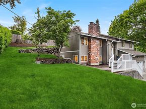 2805 112th Avenue SE, Bellevue WA 98004