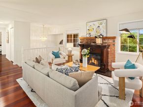2805 112th Avenue SE, Bellevue WA 98004
