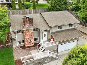 2805 112th Avenue SE, Bellevue WA 98004