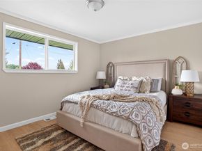 24911 38th Avenue S, Kent WA 98032