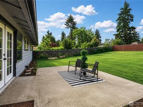 24911 38th Avenue S, Kent WA 98032