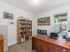 23041 NE 127th Way, Redmond WA 98053