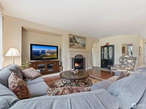 23041 NE 127th Way, Redmond WA 98053