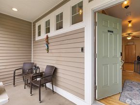 734 Glenmore Loop, Port Orchard WA 98366