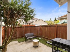 734 Glenmore Loop, Port Orchard WA 98366