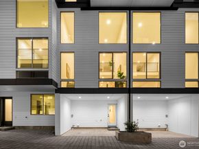 4420 Midvale Avenue N, Seattle WA 98103