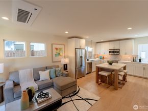 13540 39th Avenue NE C, Seattle WA 98125