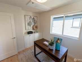 13540 39th Avenue NE C, Seattle WA 98125