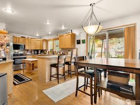 836 SW 345th Street, Federal Way WA 98023
