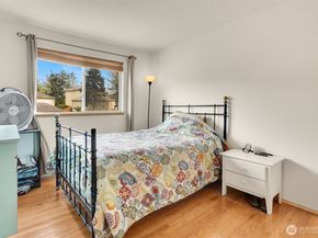 836 SW 345th Street, Federal Way WA 98023