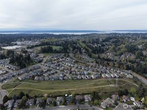 836 SW 345th Street, Federal Way WA 98023