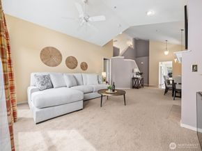 22024 43rd Avenue S 131, Kent WA 98032