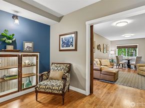 9975 185th Court NE, Redmond WA 98052