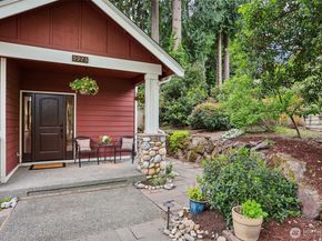 9975 185th Court NE, Redmond WA 98052