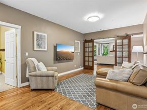 9975 185th Court NE, Redmond WA 98052