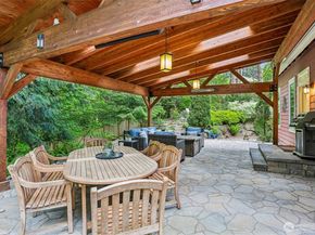 9975 185th Court NE, Redmond WA 98052