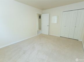 11816 SE 240th Place, Kent WA 98030