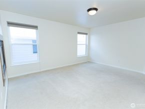 11816 SE 240th Place, Kent WA 98030