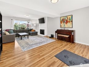 7827 S 114th Street, Seattle WA 98178