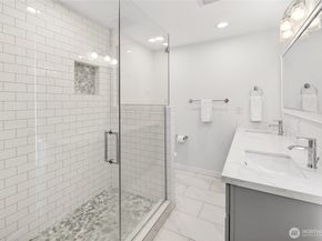 7827 S 114th Street, Seattle WA 98178