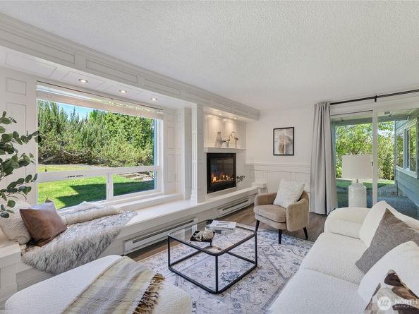 7577 Old Redmond Road 10, Redmond WA 98052