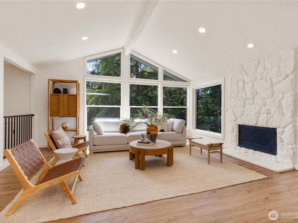 21810 NE 16th Street, Sammamish WA 98074