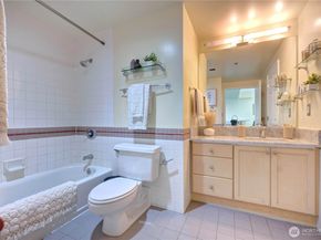 2600 2nd Avenue 1808, Seattle WA 98121