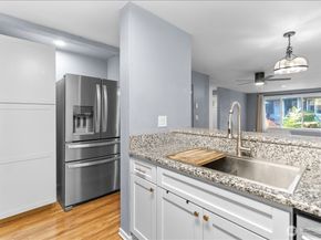 507 S 321st Street Avenue S 4B, Federal Way WA 98003