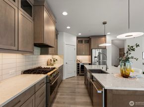 9509 186th Court NE, Redmond WA 98052