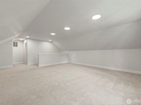 9509 186th Court NE, Redmond WA 98052