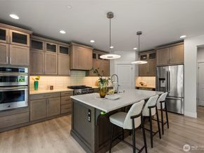 9509 186th Court NE, Redmond WA 98052