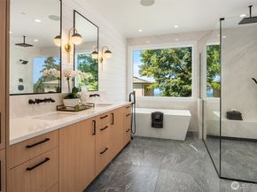 9812 NE 31st Street, Bellevue WA 98004