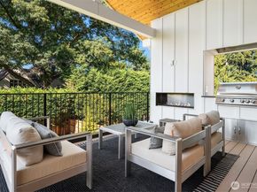 9812 NE 31st Street, Bellevue WA 98004